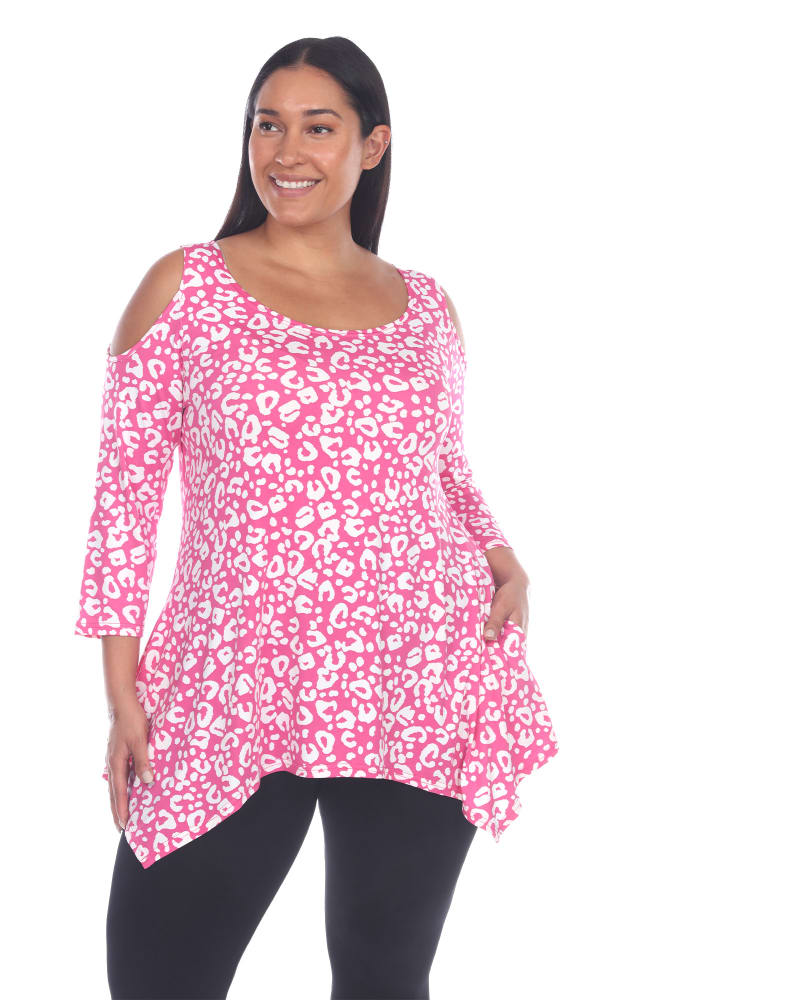 Front of a model wearing a size 1X Leopard Cold Shoulder Tunic Top in Fuchsia Leopard by White Mark. | dia_product_style_image_id:257715